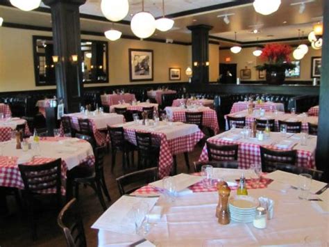 maggiano's little italy nashville photos|maggianos lunch special.